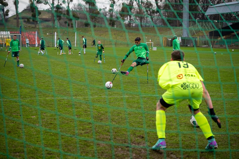 We Wrocławiu wystartował w sobotę (2 marca) dziesiąty już w historii sezon PZU Amp Futbol Ekstraklasy. Inauguracyjny turniej rozegrany został na stadionie przy ul. Oporowskiej.